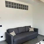 Leon - La Casa Di Leon